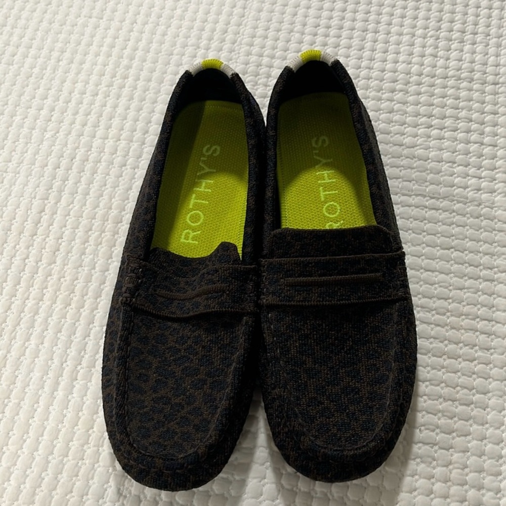 Women’s Rothy’s Driving Loafer animal print sz 6.5